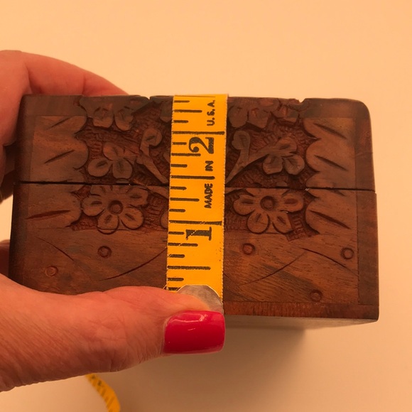 VTG Hand Carved Wooden Box w/ Brass Inlaid Elephants & Flower Made in India - Picture 10 of 10